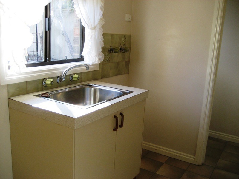 11 Kronk Street, Golden Square VIC 3555