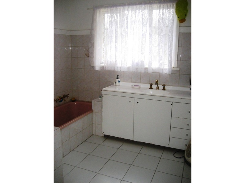 214 Barnard Street, Bendigo VIC 3550