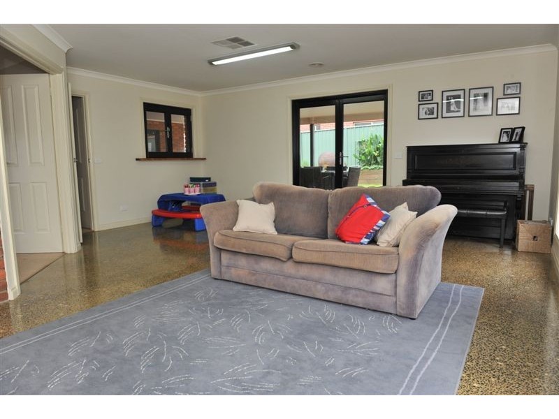 30 Aspera Way, Kangaroo Flat VIC 3555