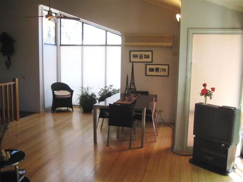 6/50 Houlahan Street, Flora Hill VIC 3550