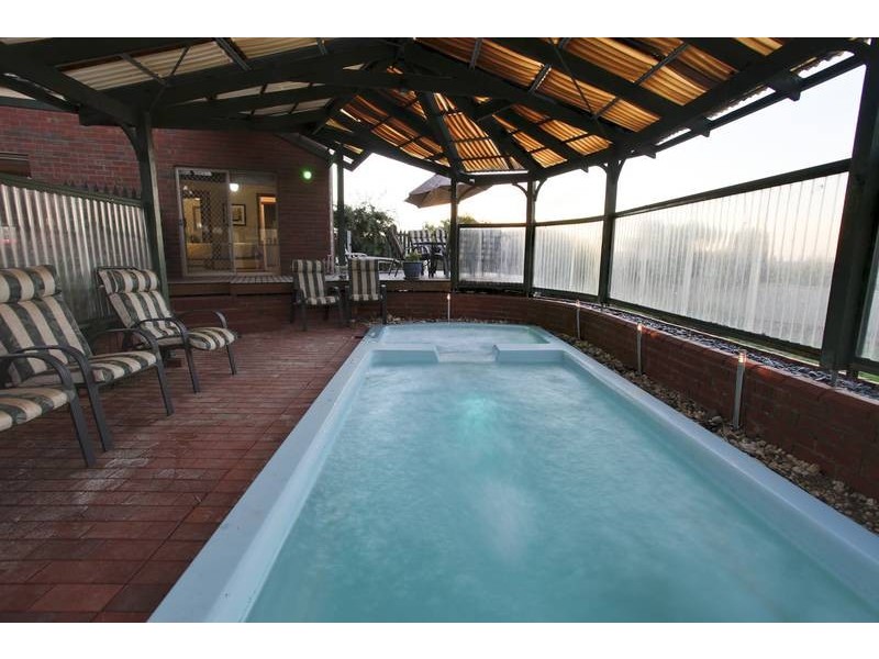 3 David Court, Strathdale VIC 3550