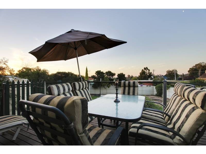 3 David Court, Strathdale VIC 3550