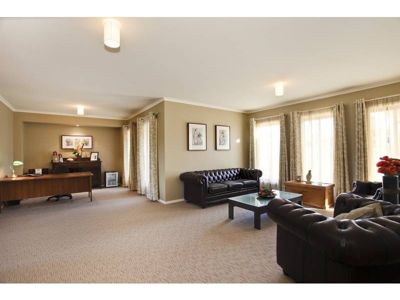 22 Old Coach Lane, Ravenswood VIC 3453