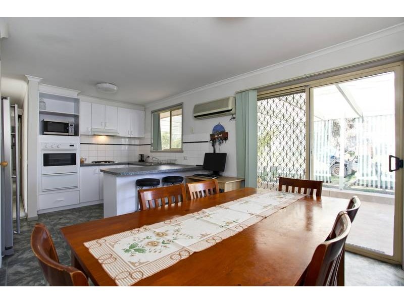 43 John Street, Kangaroo Flat VIC 3555