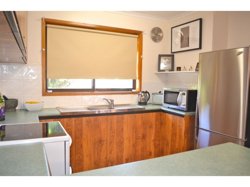 3/12 Retreat Road, Flora Hill VIC 3550