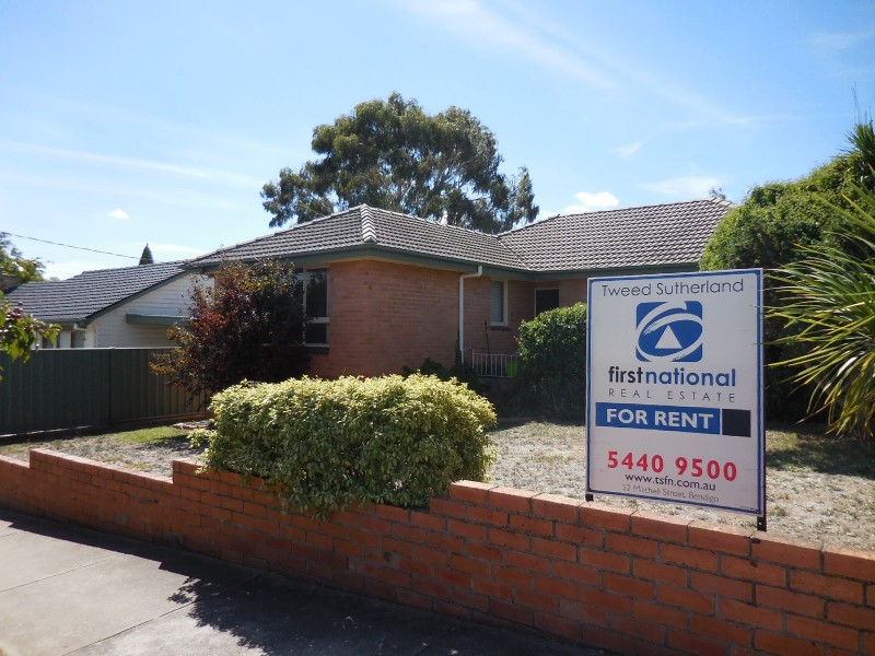 3 Leonard Avenue, Flora Hill VIC 3550