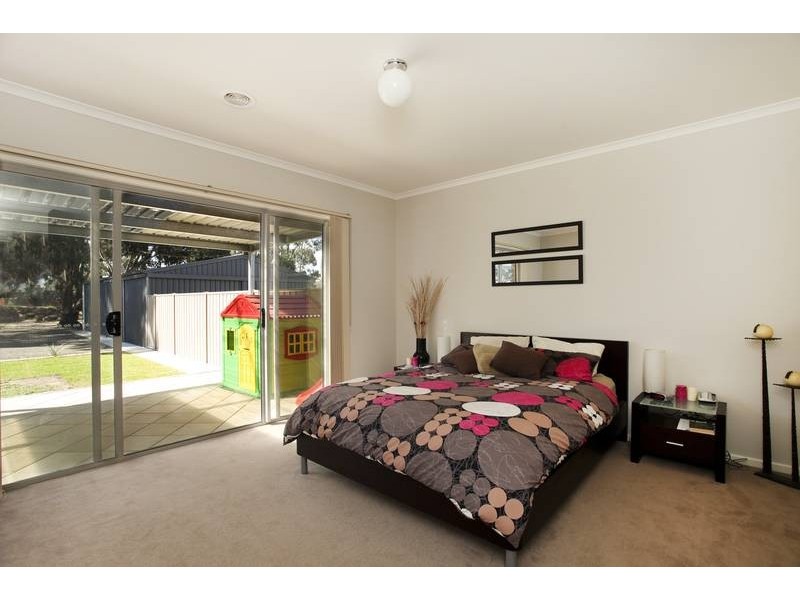 166 Station Street, Epsom VIC 3551