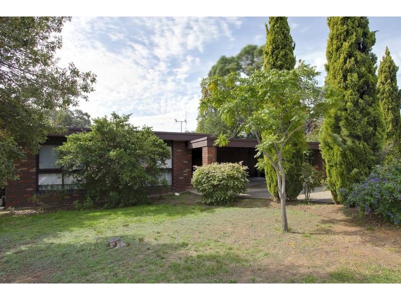 5 Adina Court, Strathdale VIC 3550