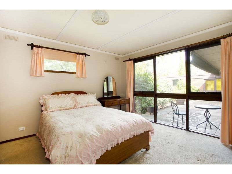 5 Adina Court, Strathdale VIC 3550