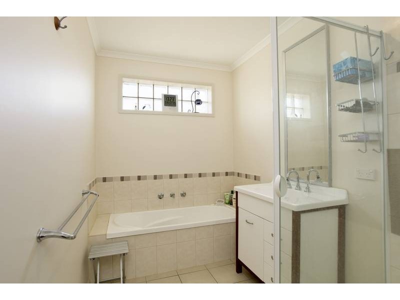 3/68 Wood Street, California Gully VIC 3556