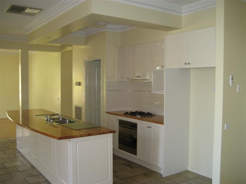 20 Keogh Drive, Spring Gully VIC 3550