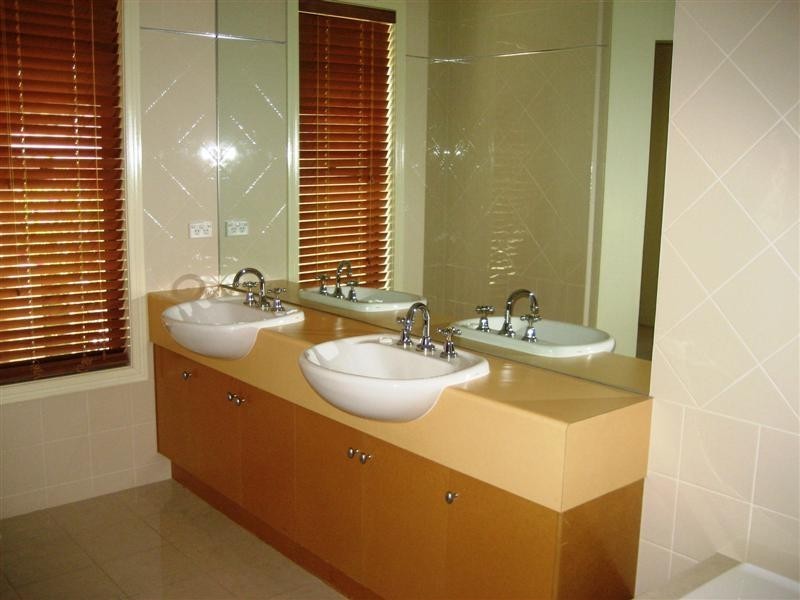 20 Keogh Drive, Spring Gully VIC 3550