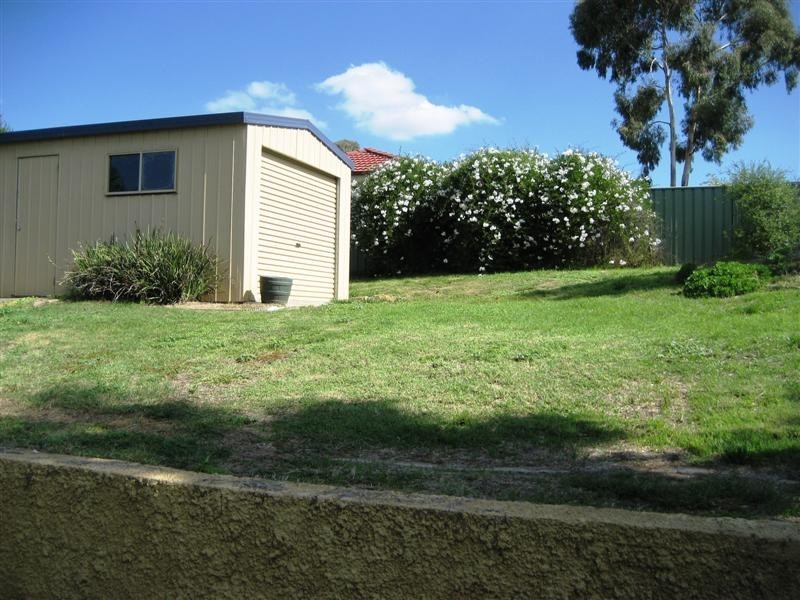 20 Keogh Drive, Spring Gully VIC 3550