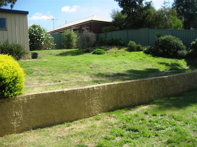 20 Keogh Drive, Spring Gully VIC 3550