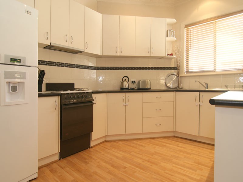 352 High Street, Kangaroo Flat VIC 3555