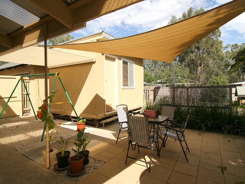 352 High Street, Kangaroo Flat VIC 3555
