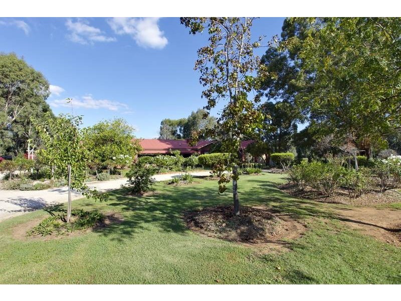 55 Ryalls Lane, Strathfieldsaye VIC 3551