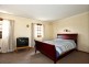 1/2 Heyington Place, Kennington VIC 3550