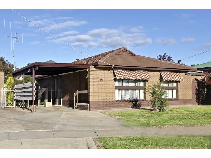 7 Beaumont Court, Flora Hill VIC 3550