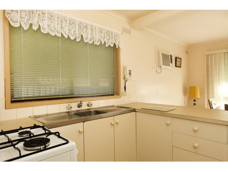 7 Beaumont Court, Flora Hill VIC 3550