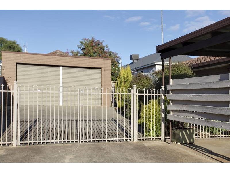 7 Beaumont Court, Flora Hill VIC 3550