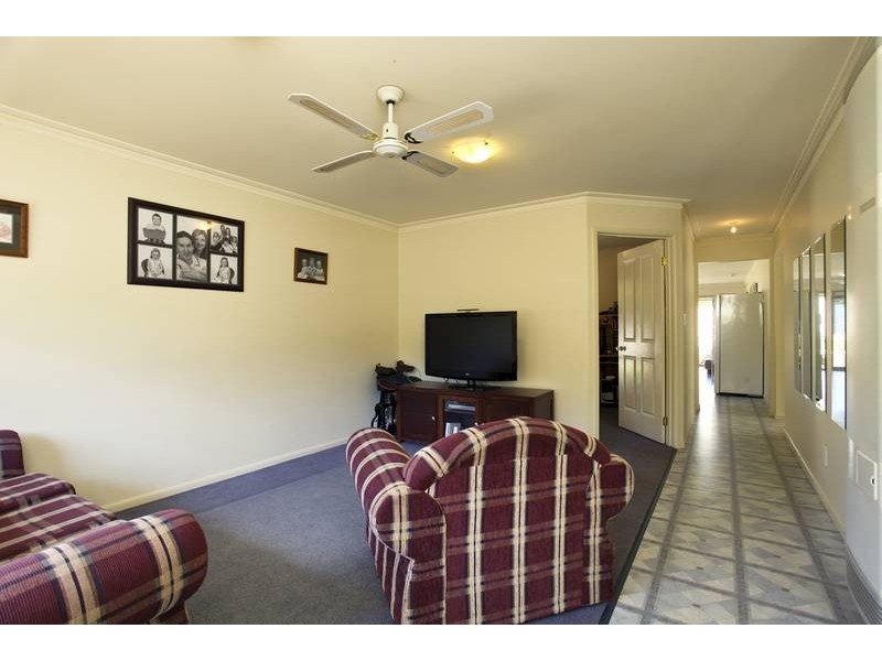 22 Edwards Road, Eaglehawk VIC 3556