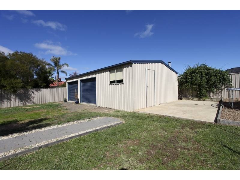 22 Edwards Road, Eaglehawk VIC 3556