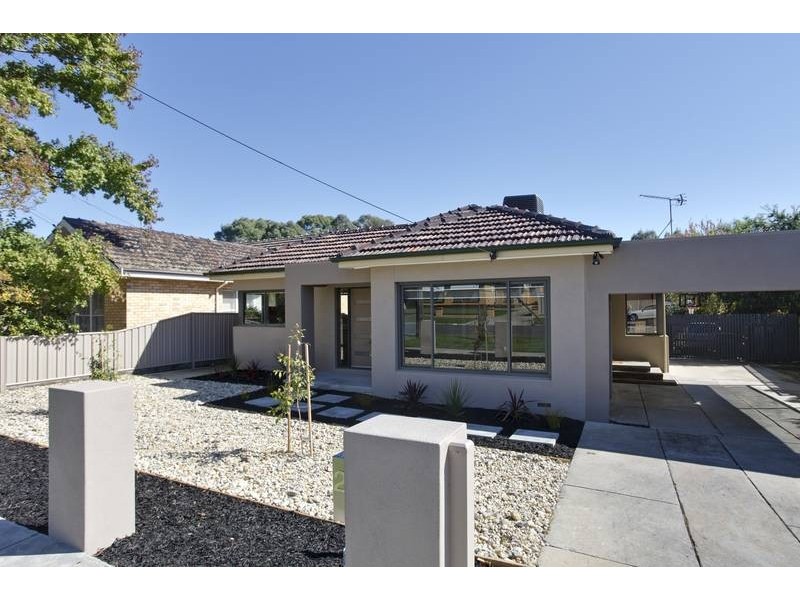 2 Bond Street, Golden Square VIC 3555