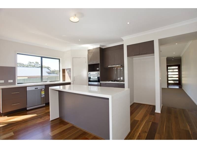 3 Eastern Lane, Maiden Gully VIC 3551