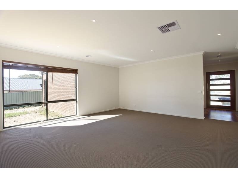 3 Eastern Lane, Maiden Gully VIC 3551