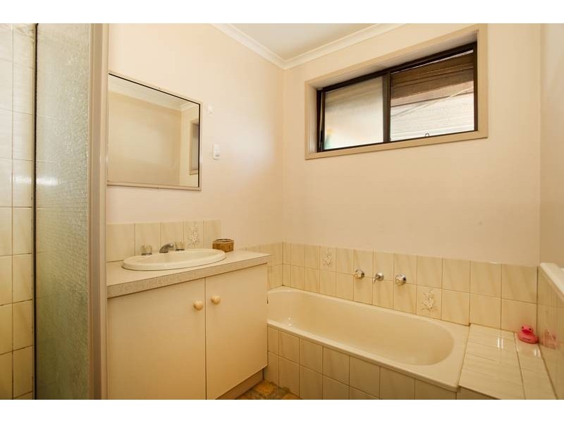 10/18 Hoy Street, North Bendigo VIC 3550