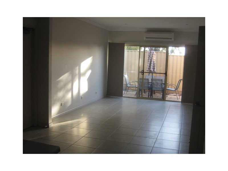 5/6 Friswell Avenue, Flora Hill VIC 3550