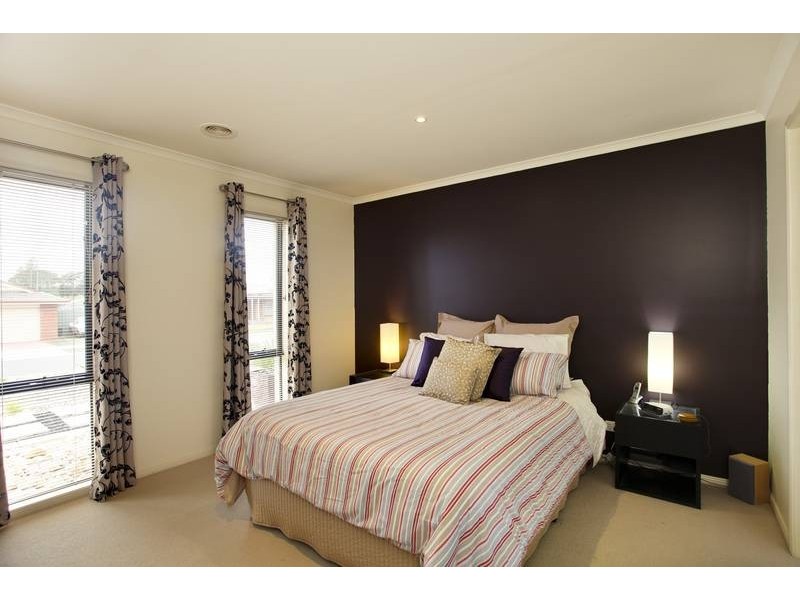 15 Lewana Way, Strathfieldsaye VIC 3551