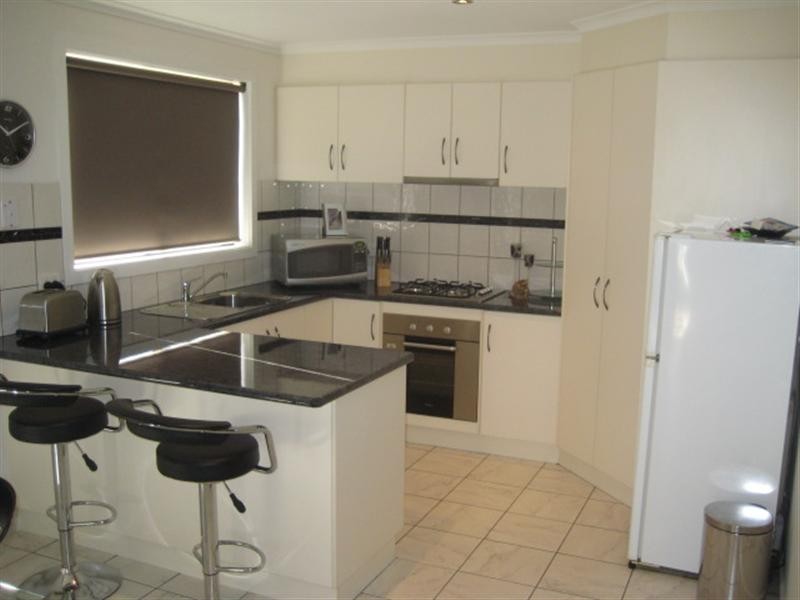 8 Kirby Street, Golden Square VIC 3555