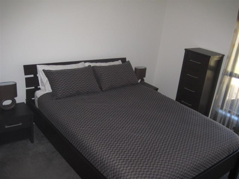 8 Kirby Street, Golden Square VIC 3555