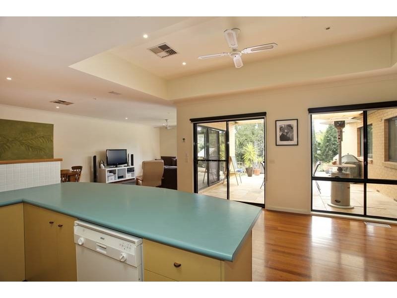 50 Kendall Street, Spring Gully VIC 3550