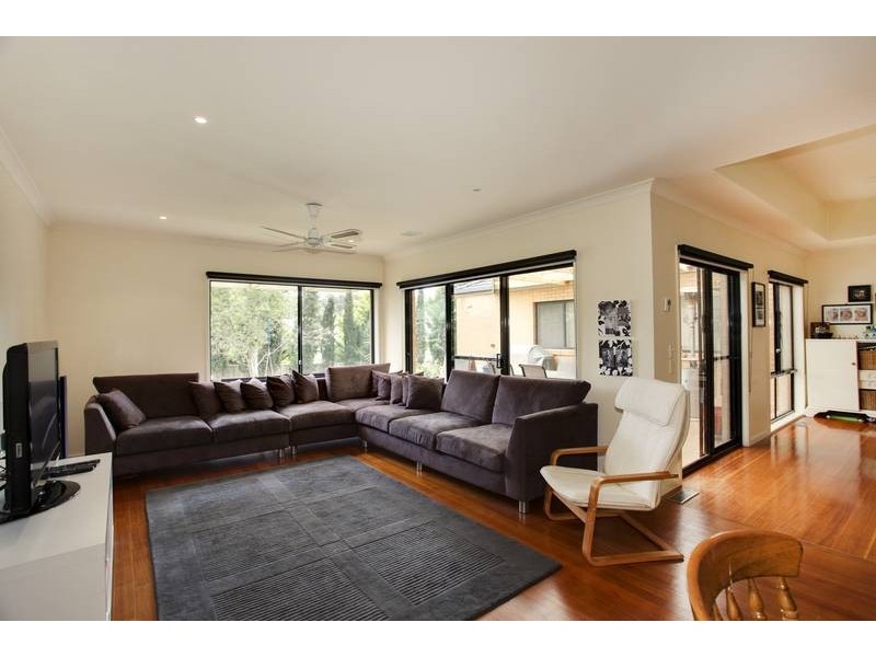 50 Kendall Street, Spring Gully VIC 3550