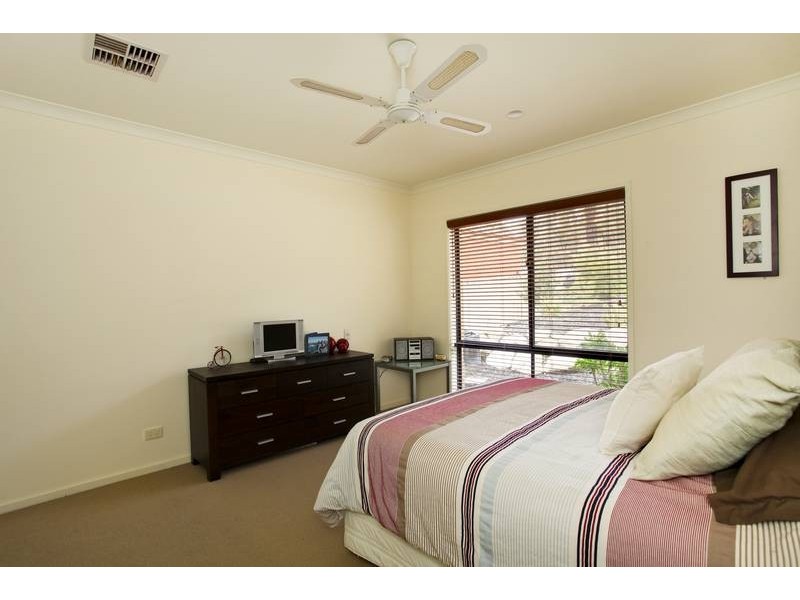 50 Kendall Street, Spring Gully VIC 3550