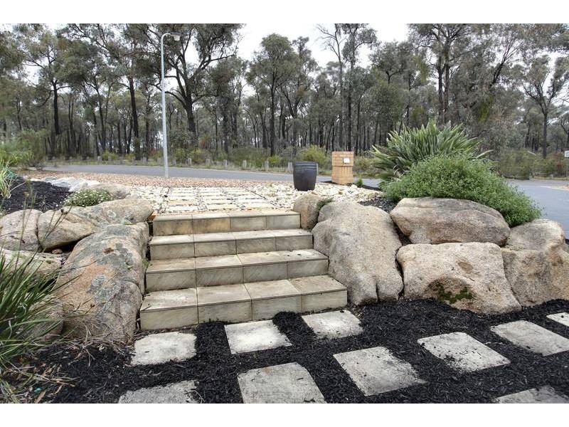 50 Kendall Street, Spring Gully VIC 3550