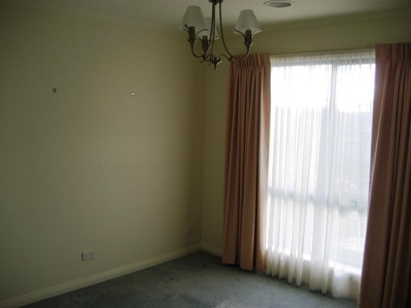 1/22 Chelsea Boulevard, Strathdale VIC 3550