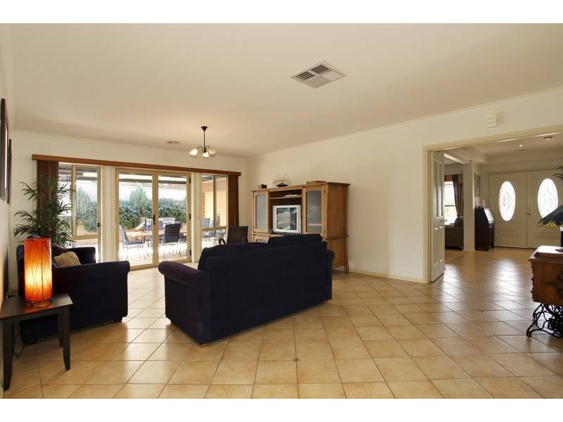 38 Marnie Road, Strathdale VIC 3550