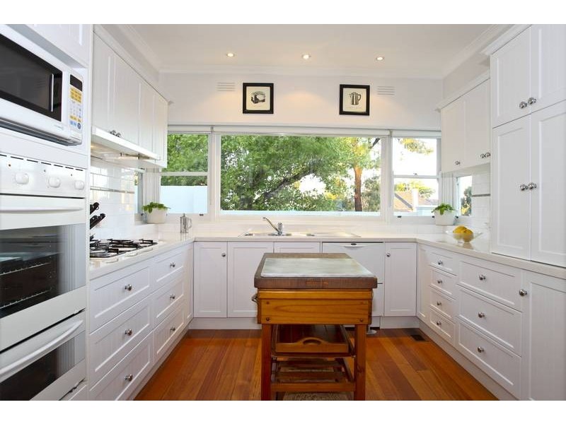16 Eaglehawk Road, Bendigo VIC 3550