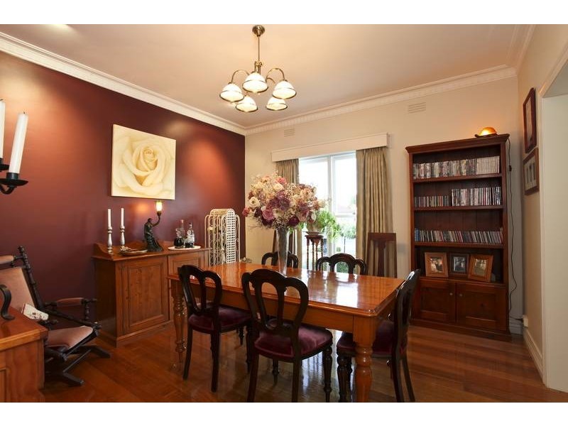 16 Eaglehawk Road, Bendigo VIC 3550