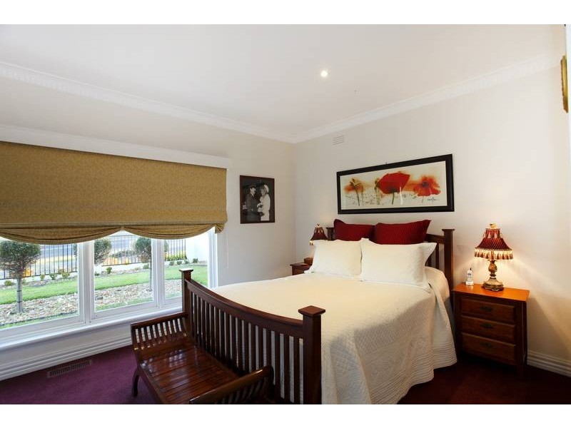 16 Eaglehawk Road, Bendigo VIC 3550
