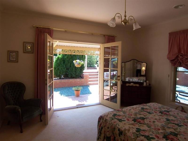 3 Sandstone Rise, Strathdale VIC 3550