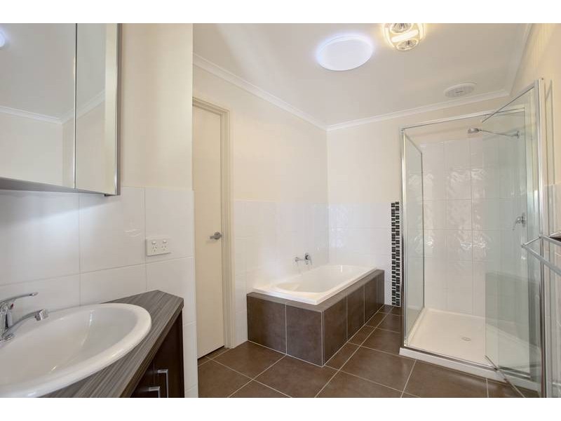 1/47 Curtin Street, Flora Hill VIC 3550