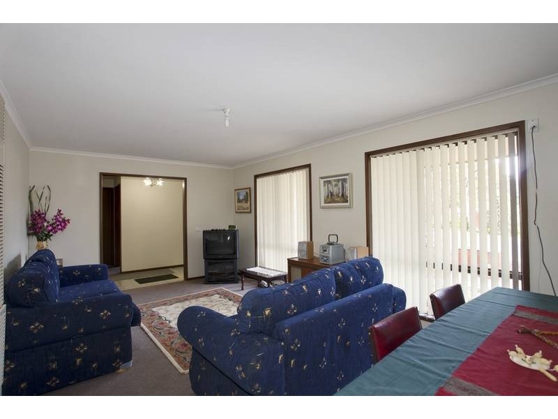 1/6 Nerang Court, Strathdale VIC 3550