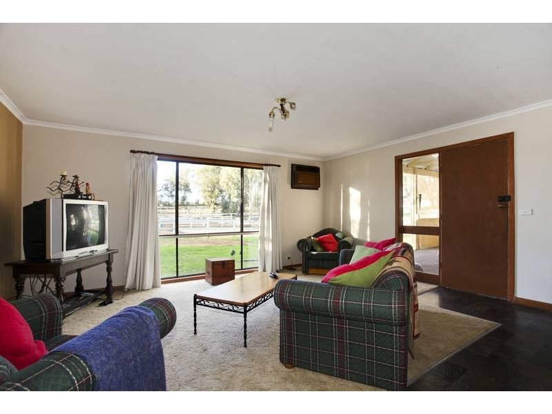 1 Markovich Lane, Junortoun VIC 3551
