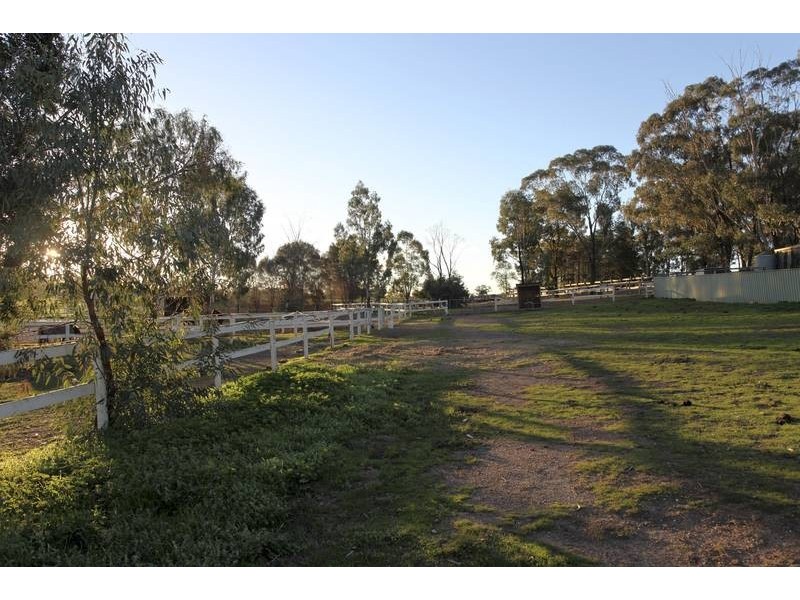 1 Markovich Lane, Junortoun VIC 3551