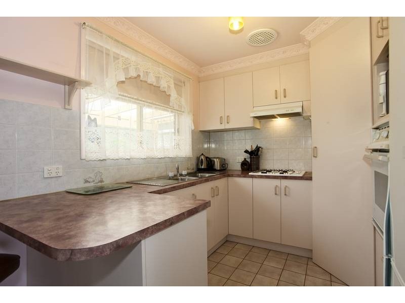 1 Banool Street, Golden Square VIC 3555